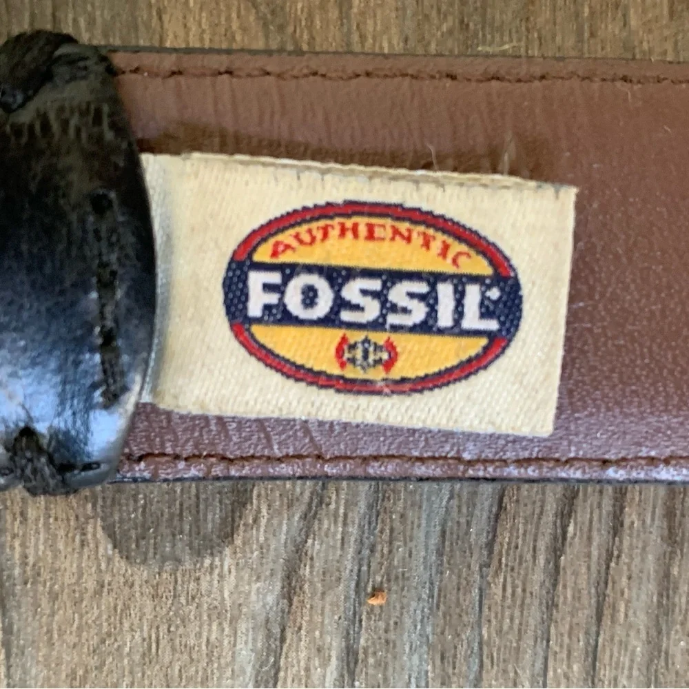 Fossil authentic belt